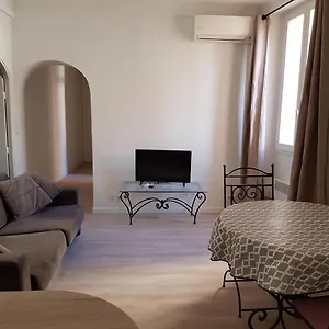 Apartment Chryseis, Cannes