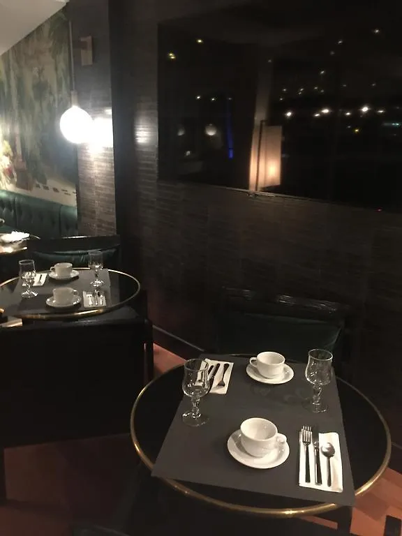 Hotel Cannes Centre Univers 4*,