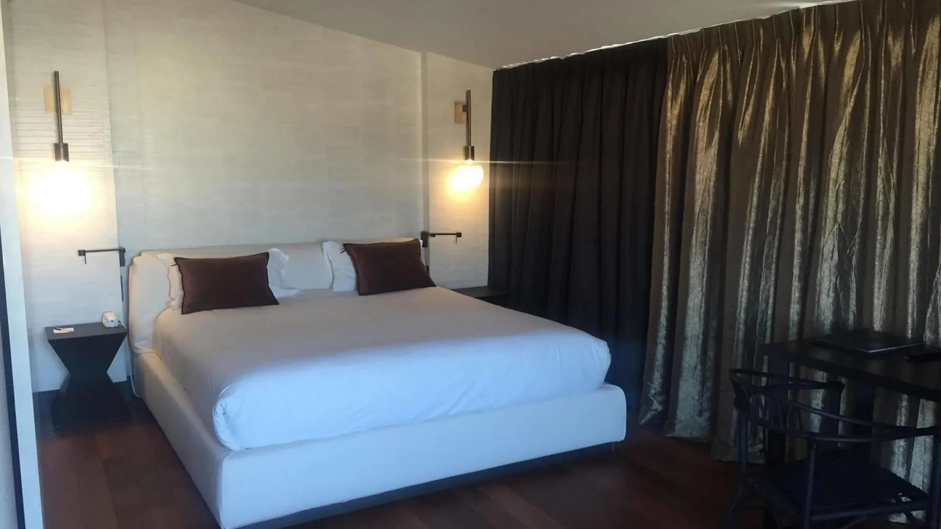 Hotel Cannes Centre Univers 4*,  Франция