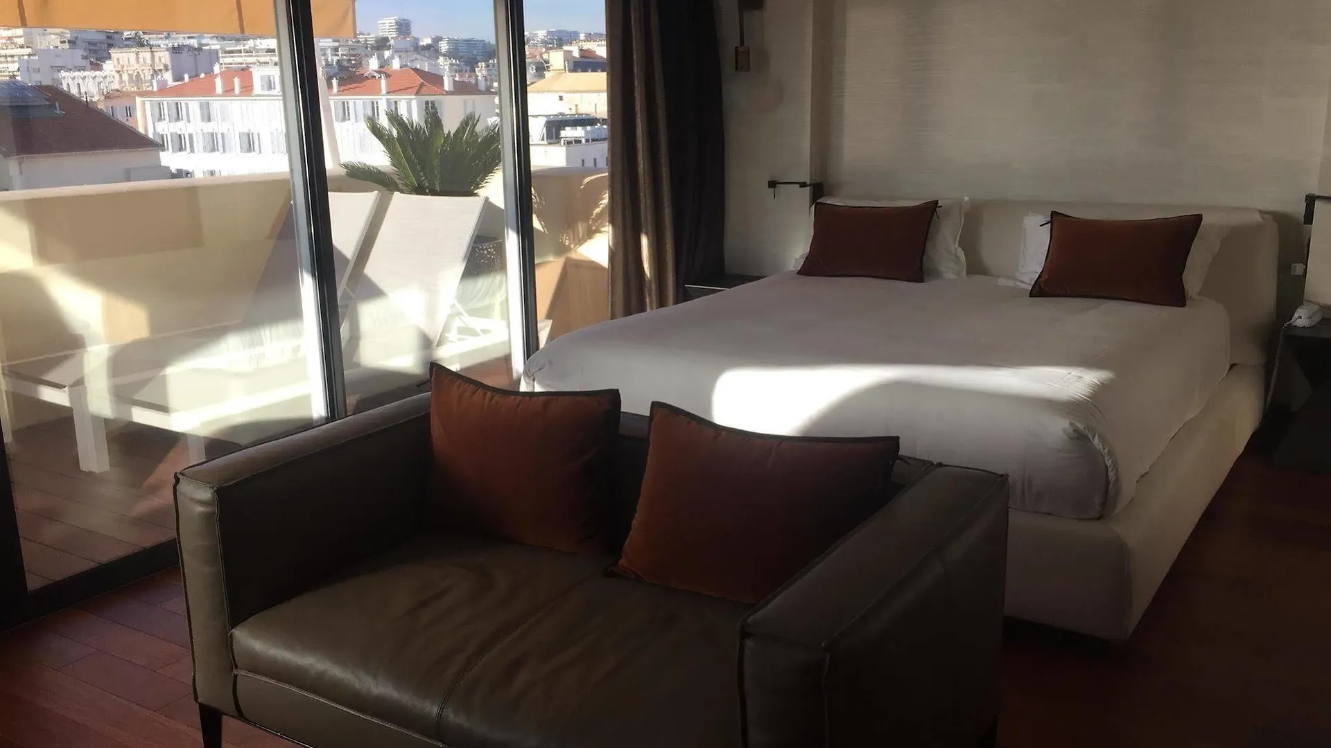 Hotel Cannes Centre Univers