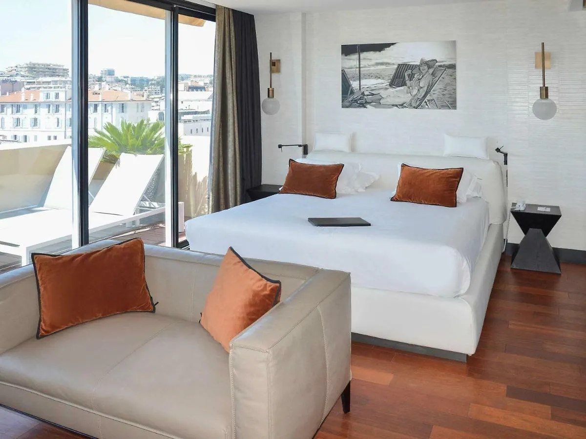 Hotel Hôtel Cannes Centre Univers