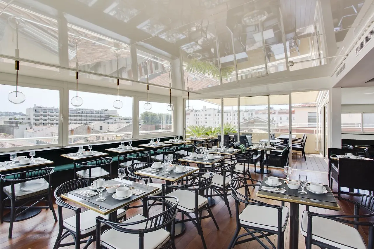 Hotel Cannes Centre Univers